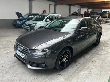 Audi A4 2009 photo 2