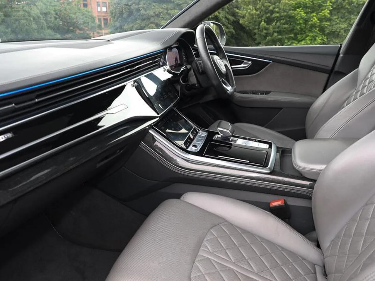 Audi Q8 2020 photo 4