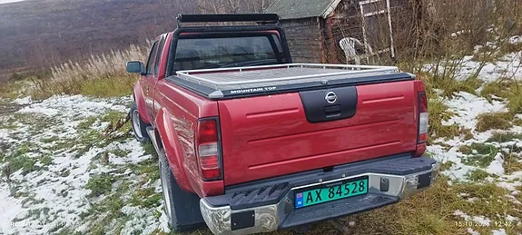 Nissan King Cab 2003 photo 2