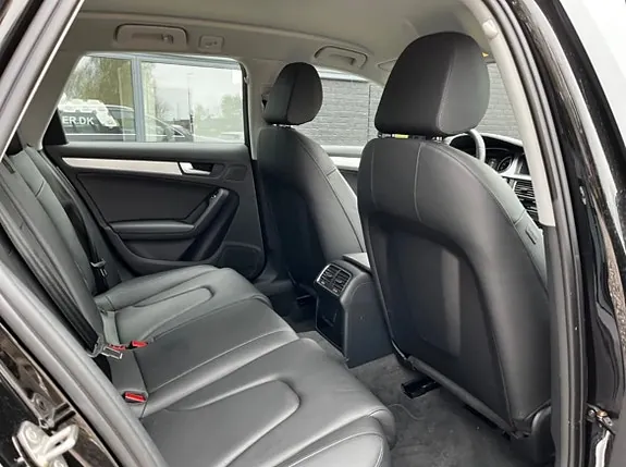 Audi A4 2015 photo 4