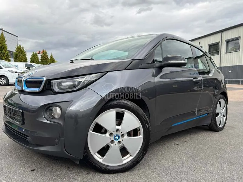 BMW I3