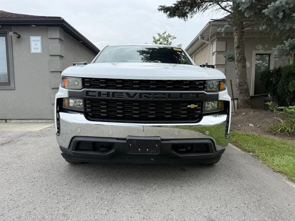 Chevrolet Silverado 1500 2021 photo 2