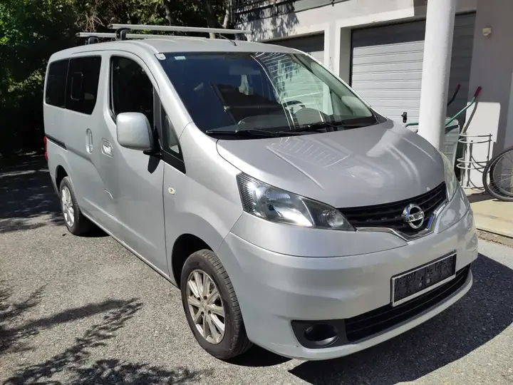 Nissan Nv200 2018 photo 2
