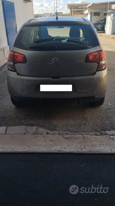 Citroen C3 2011 photo 3