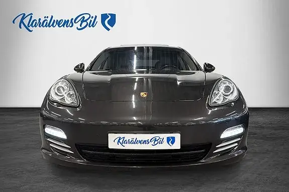 Porsche Panamera 4 2011 photo 3