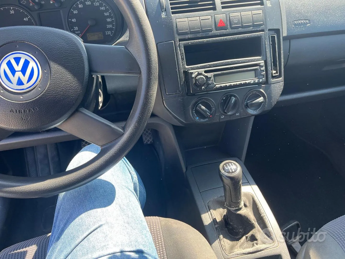Volkswagen Polo 2003 photo 5