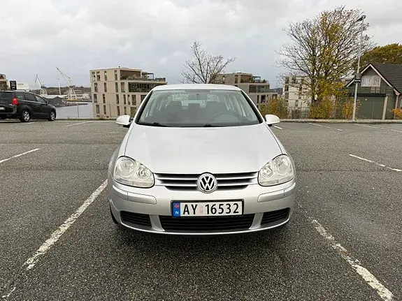 Volkswagen Golf 5 2006 photo 2