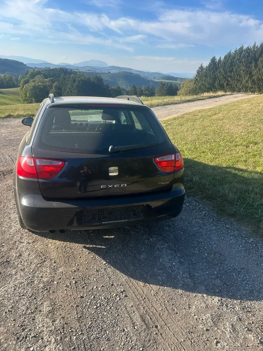 Seat Exeo 2011 photo 3