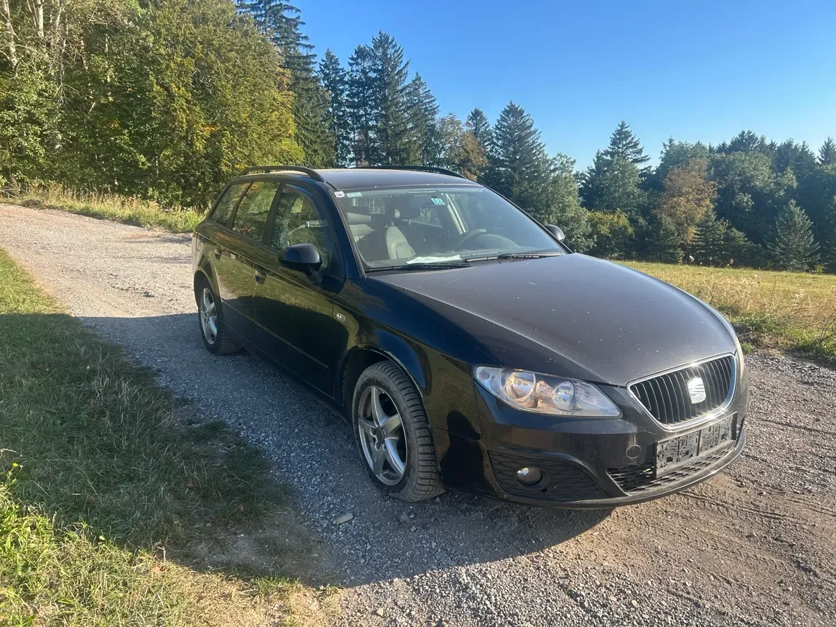 Seat Exeo 2011 photo 2
