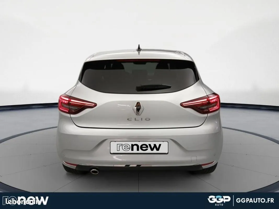 Renault Clio 2023 photo 4
