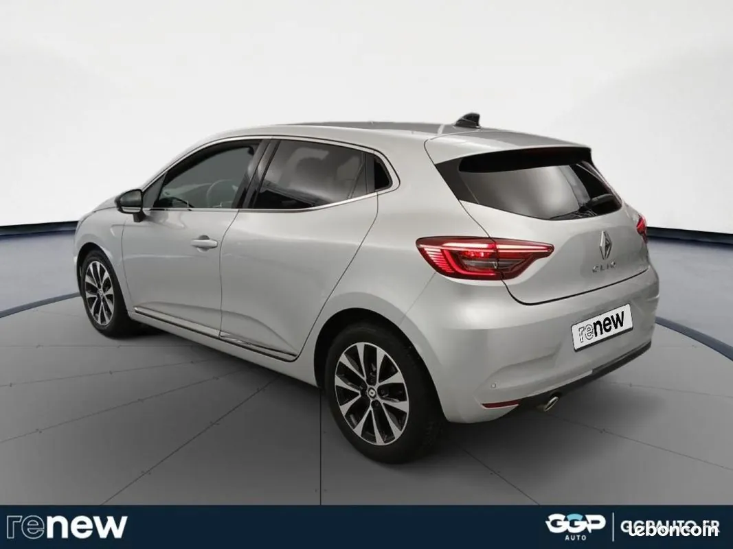 Renault Clio 2023 photo 3