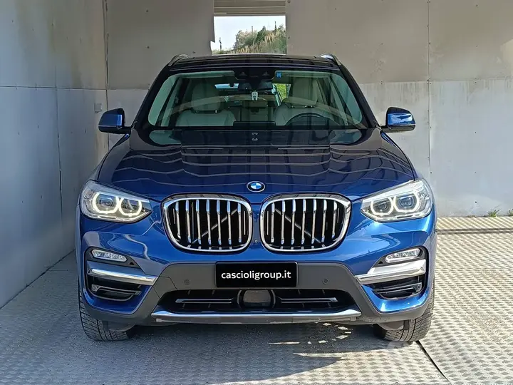 BMW X3 2018 photo 2