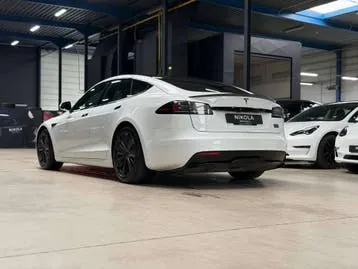 Tesla Model S 2022 photo 2