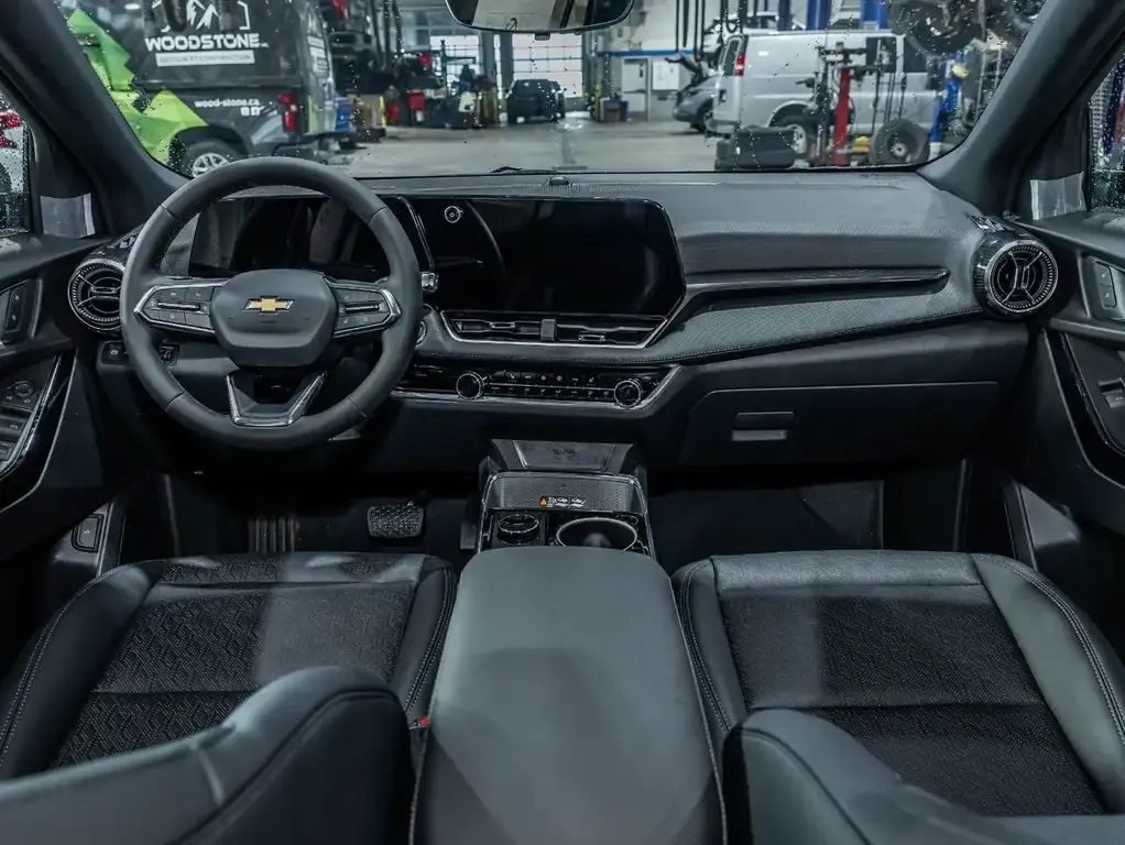 Chevrolet Equinox 2027 photo 2
