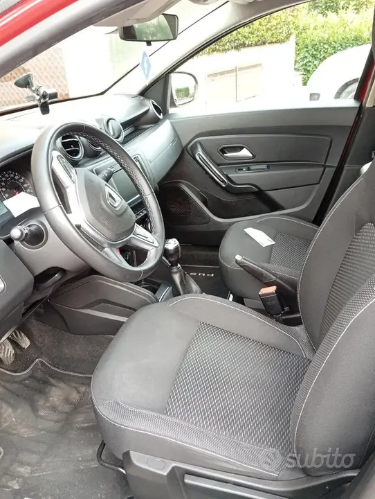 Dacia Duster 2021 photo 4