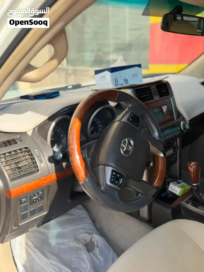 Toyota Prado 2011 photo 4