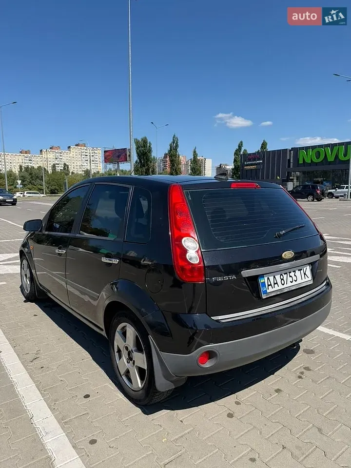 Ford Fiesta 2007 photo 4