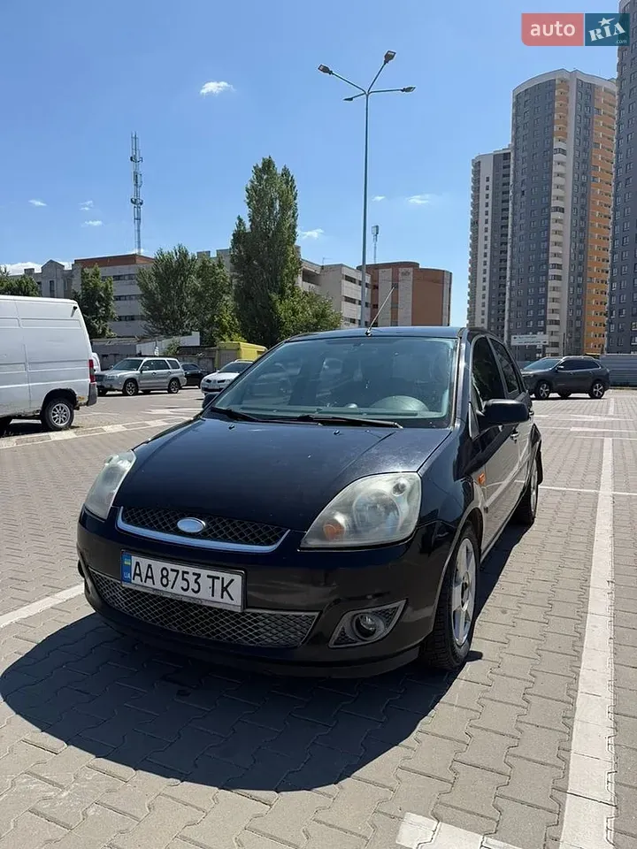 Ford Fiesta 2007 photo 2