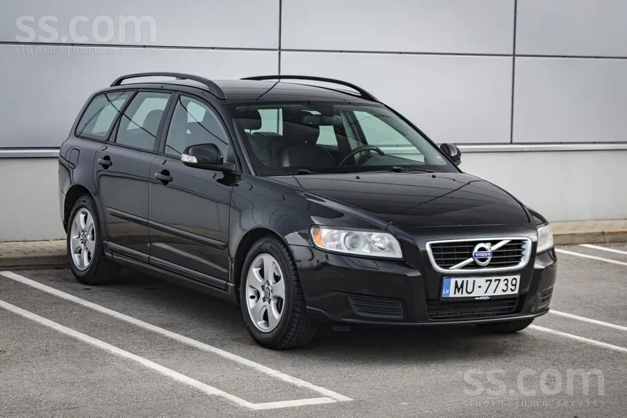 Volvo V50 2010 photo 3