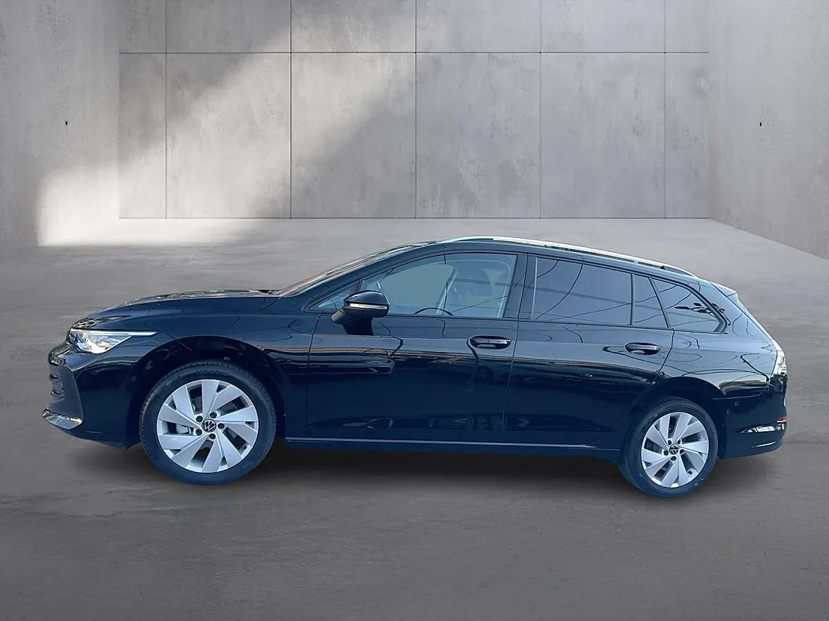 Volkswagen Golf 2026 photo 3