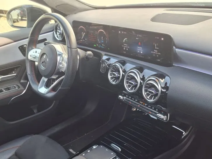 Mercedes-Benz Aklasse 2020 photo 3
