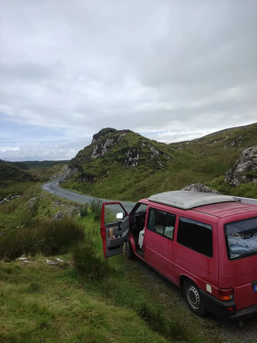 Volkswagen T4 1996 photo 2