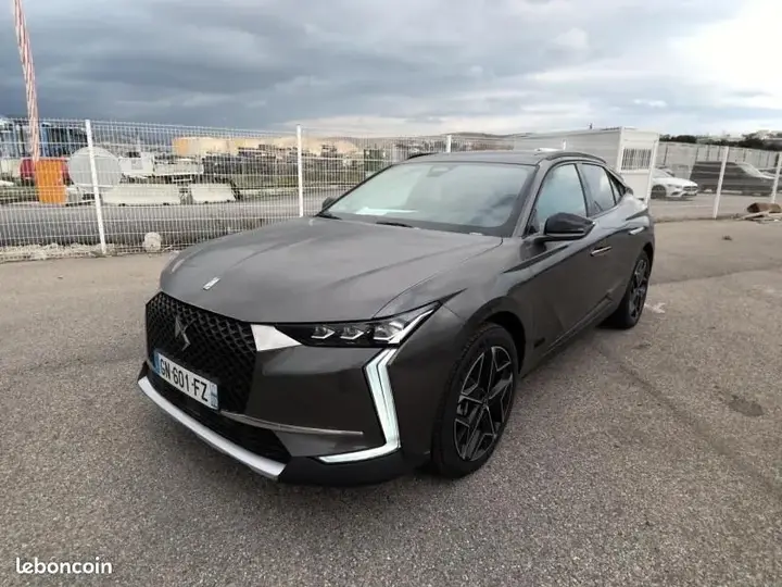DS Automobiles Ds 4