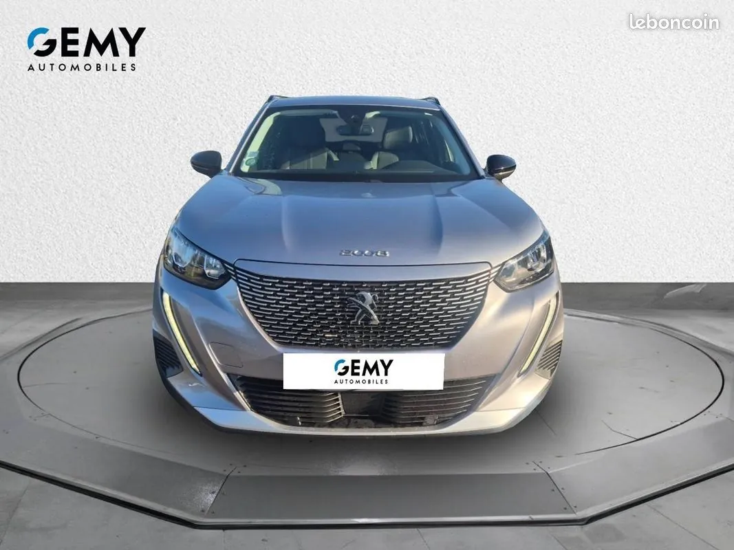 Peugeot 2008 2021 photo 2