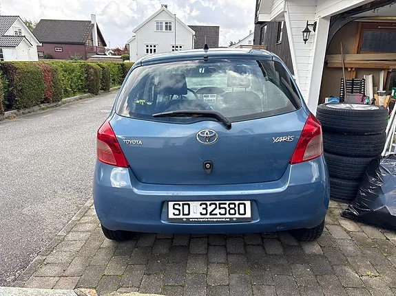Toyota Yaris 2006 photo 4