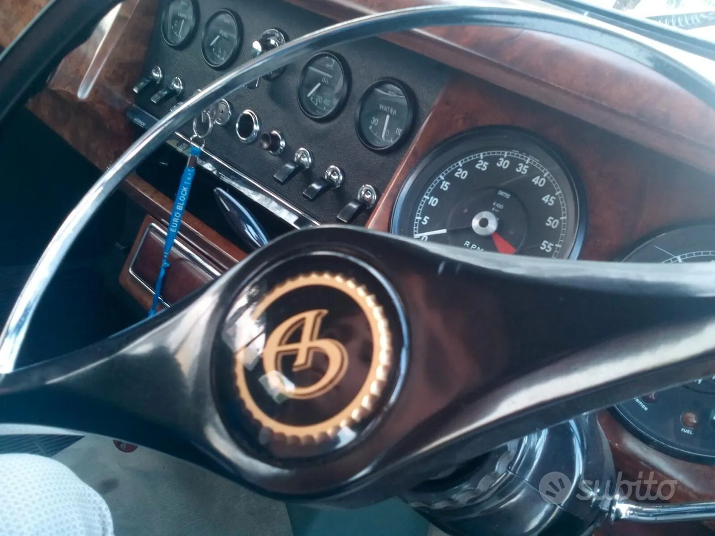 Daimler Super V8 250 1964 photo 5