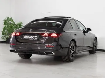 Mercedes-Benz E-Class 2025 photo 2