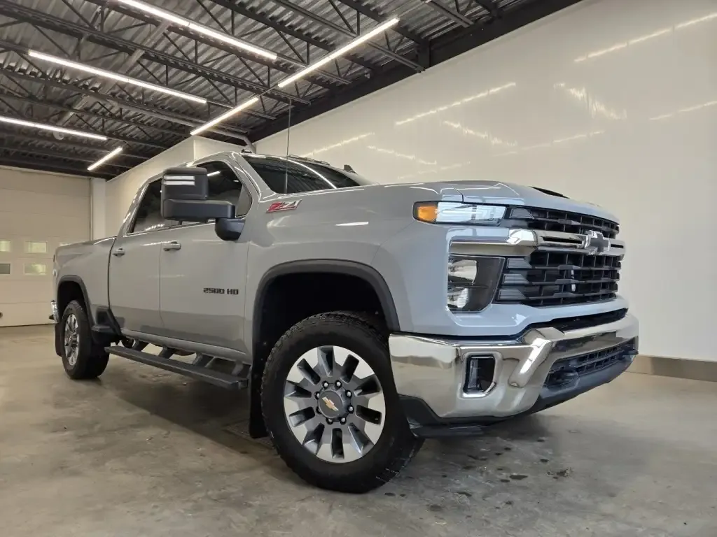 Chevrolet Silverado 2500 2024 photo 4
