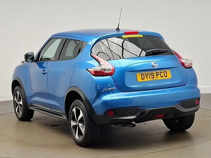 Nissan Juke 2019 photo 2