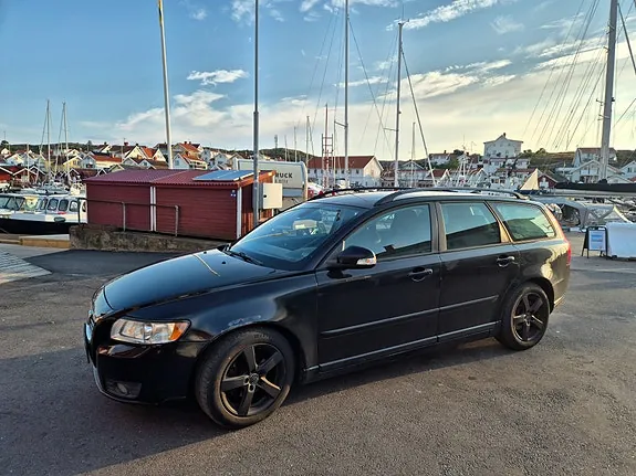 Volvo V50 2010 photo 3