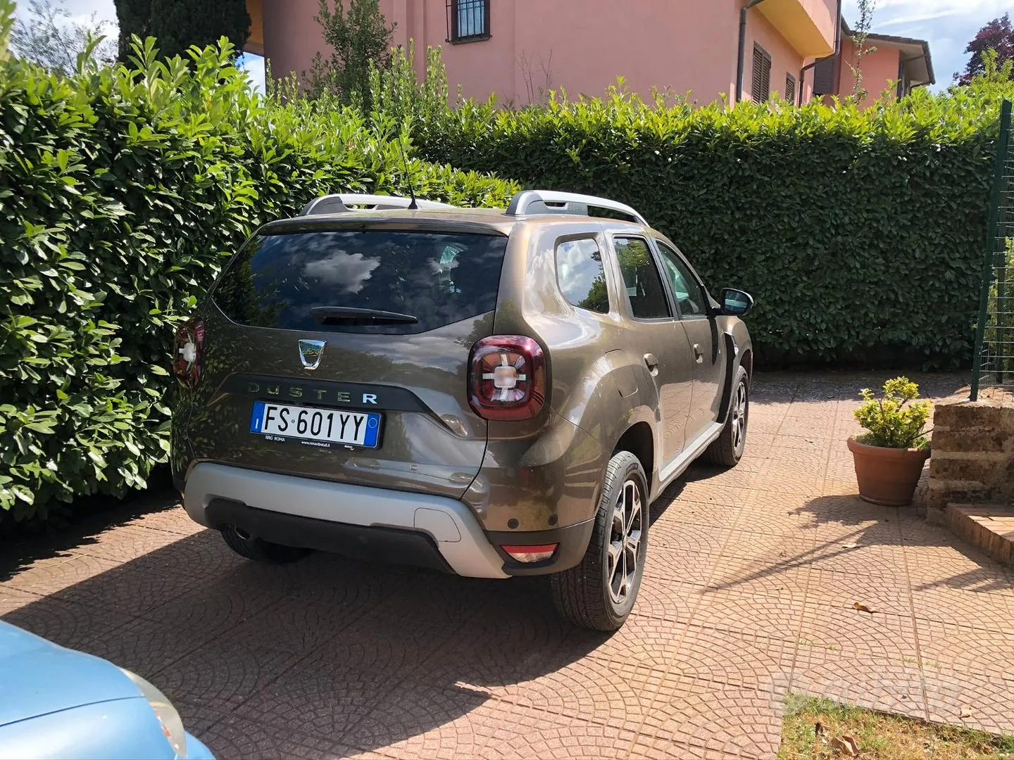Dacia Duster 2018 photo 2