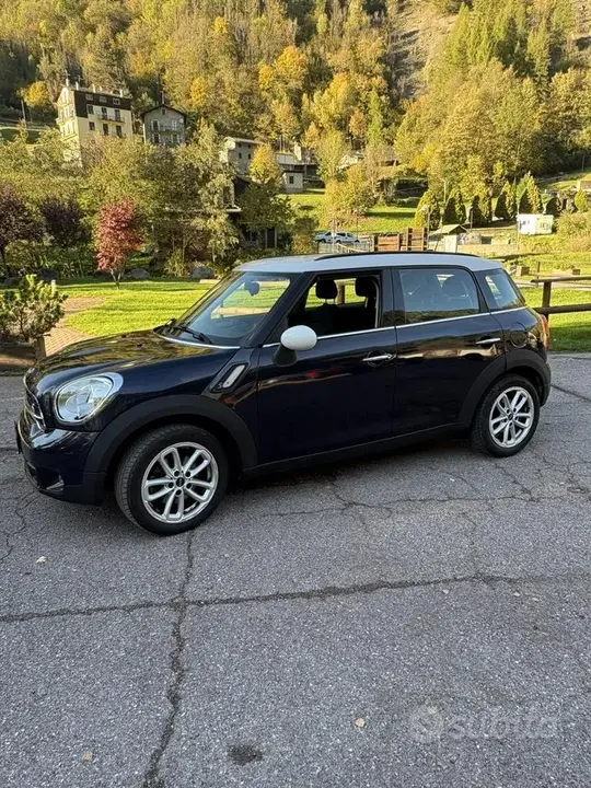 Mini Countryman 2017 photo 2
