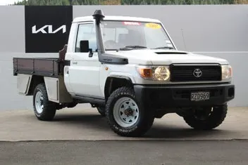 Toyota Land Cruiser 2007 photo 2