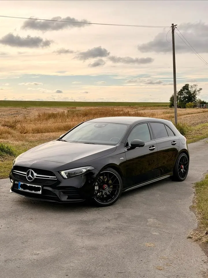 Mercedes-Benz A35 Amg