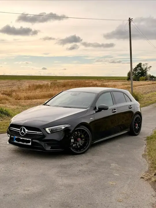 Mercedes-Benz A35 Amg