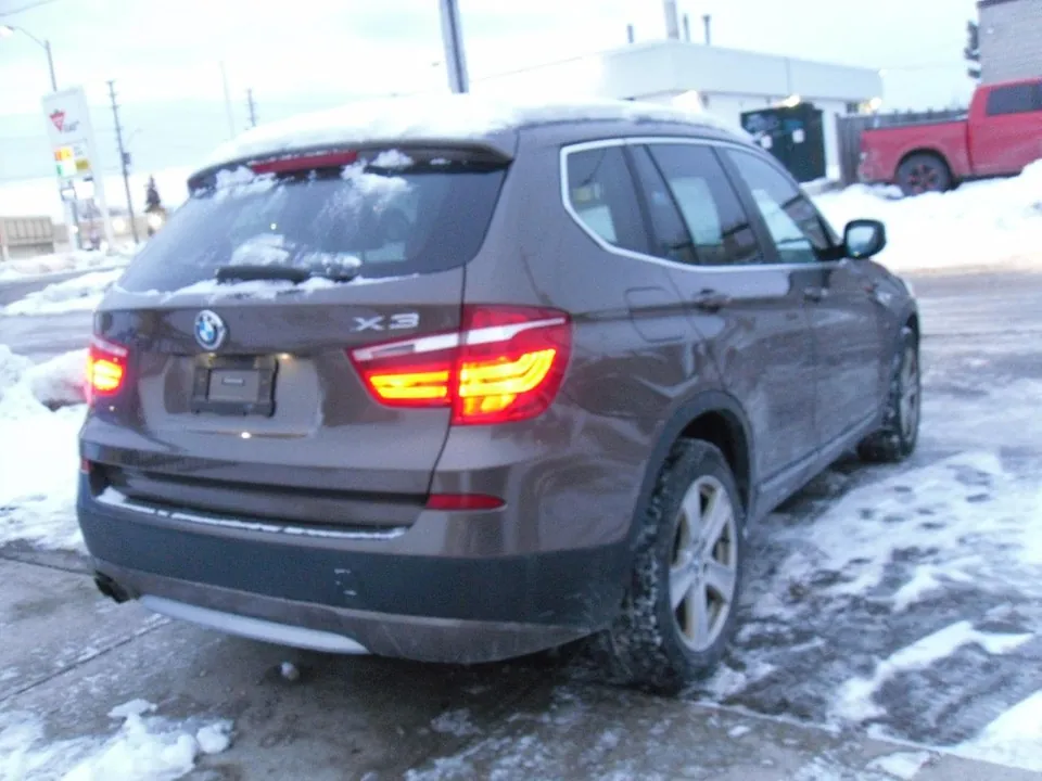BMW X3 2012 photo 3