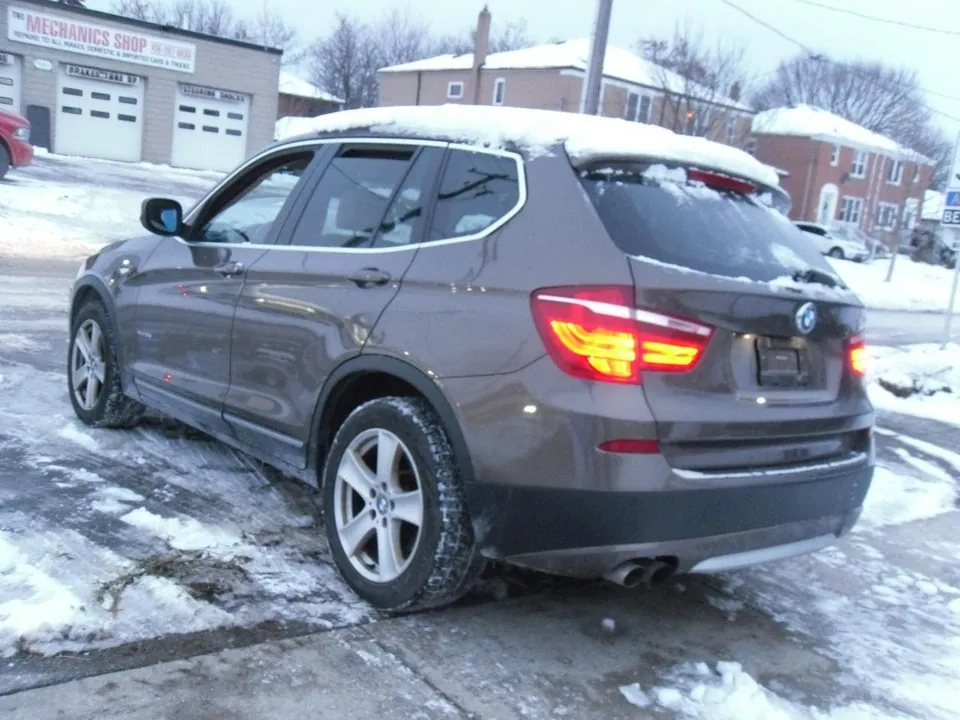 BMW X3 2012 photo 4