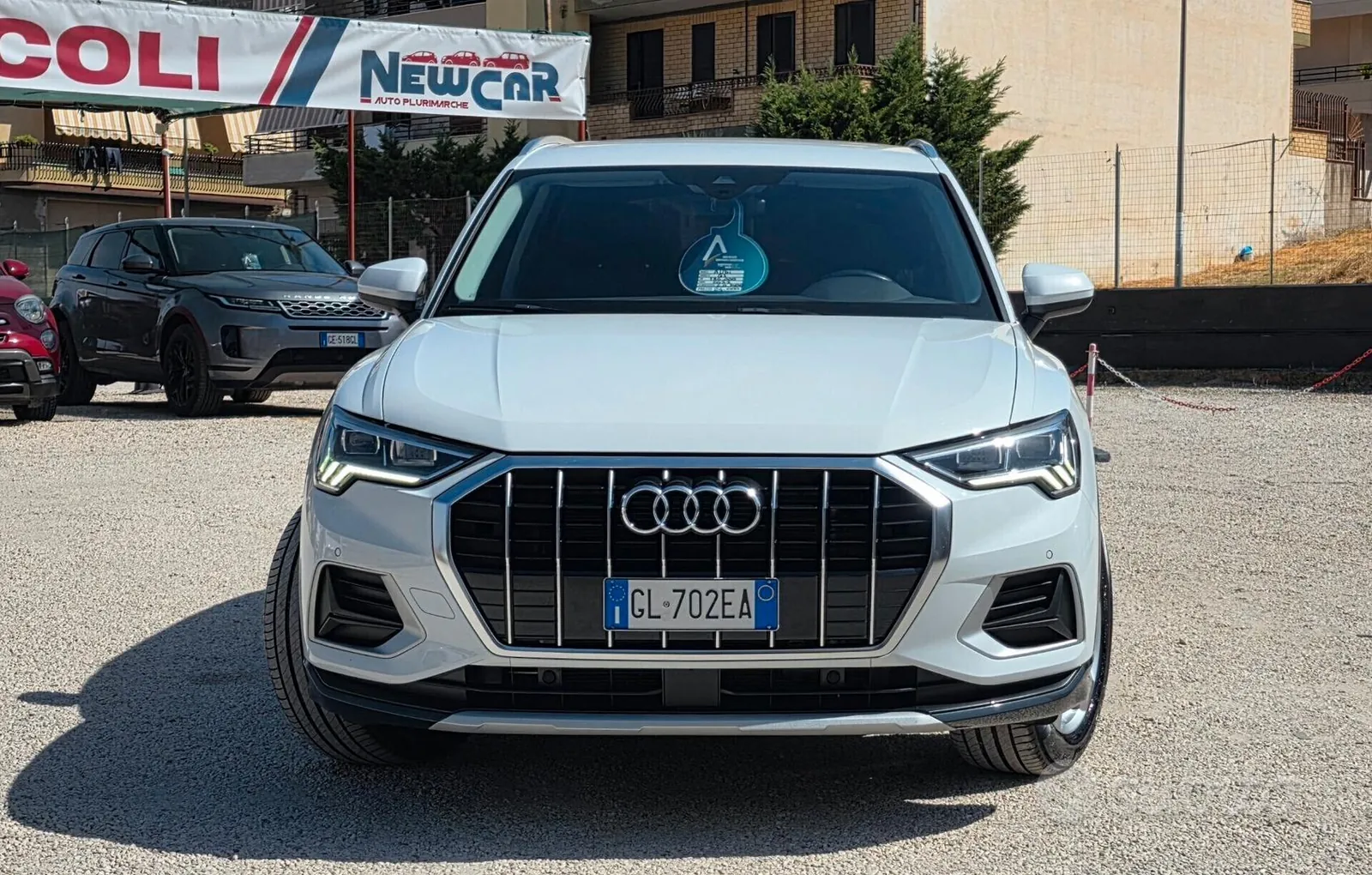 Audi Q3 2022 photo 2