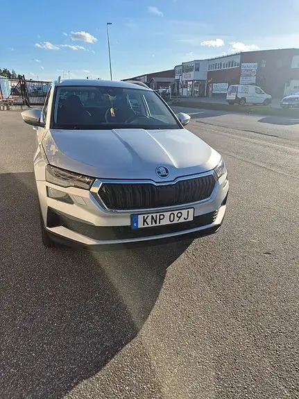 Skoda Karoq 2023 photo 2