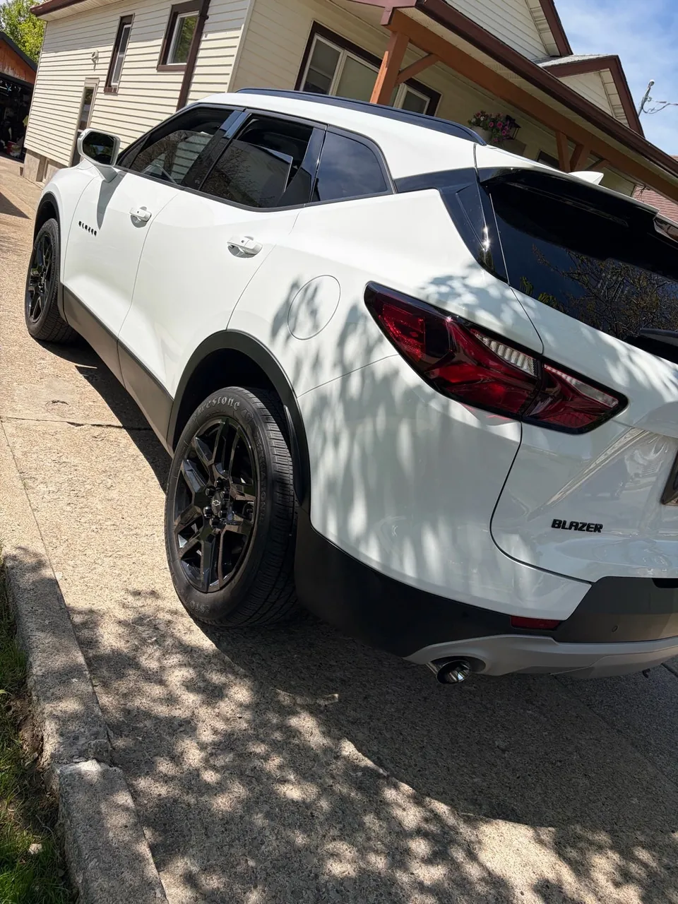 Chevrolet Blazer 2019 photo 2
