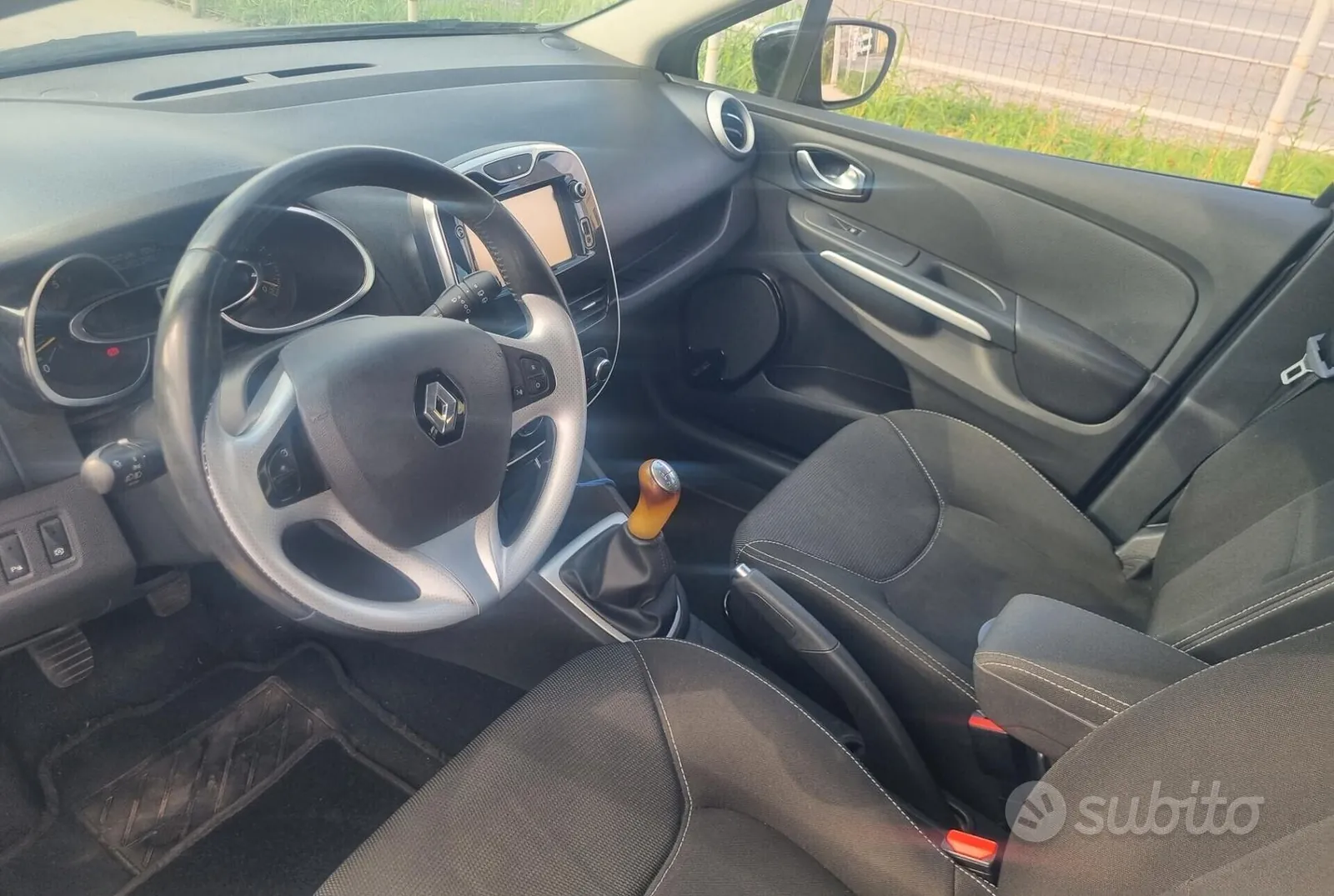Renault Clio 2017 photo 5