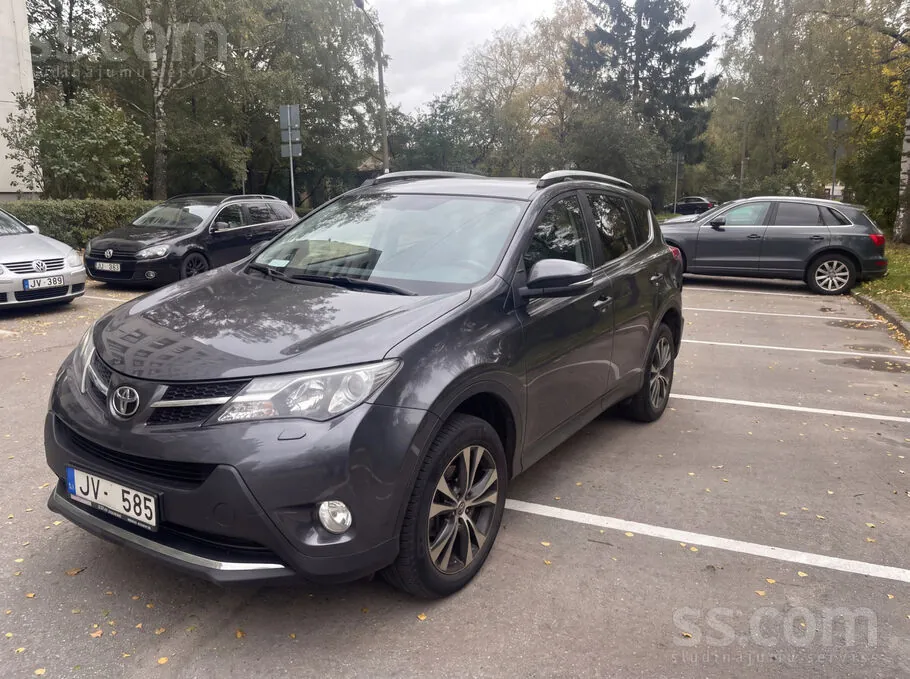 Toyota Rav4 2015 photo 3