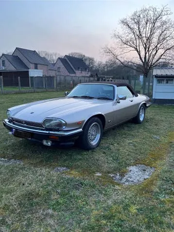 Jaguar Xj