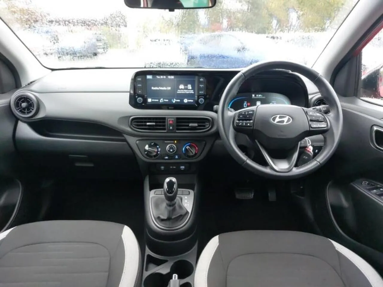 Hyundai I10 2023 photo 3