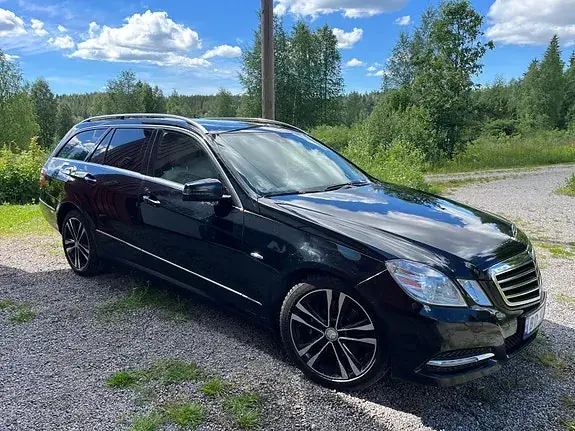 Mercedes-Benz E 250 2011 photo 2