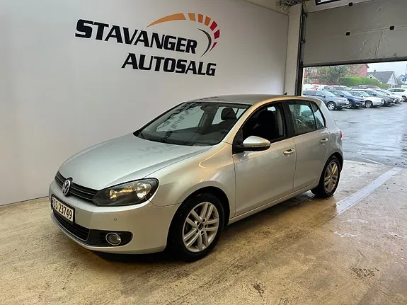 Volkswagen Golf Vi 2010 photo 2